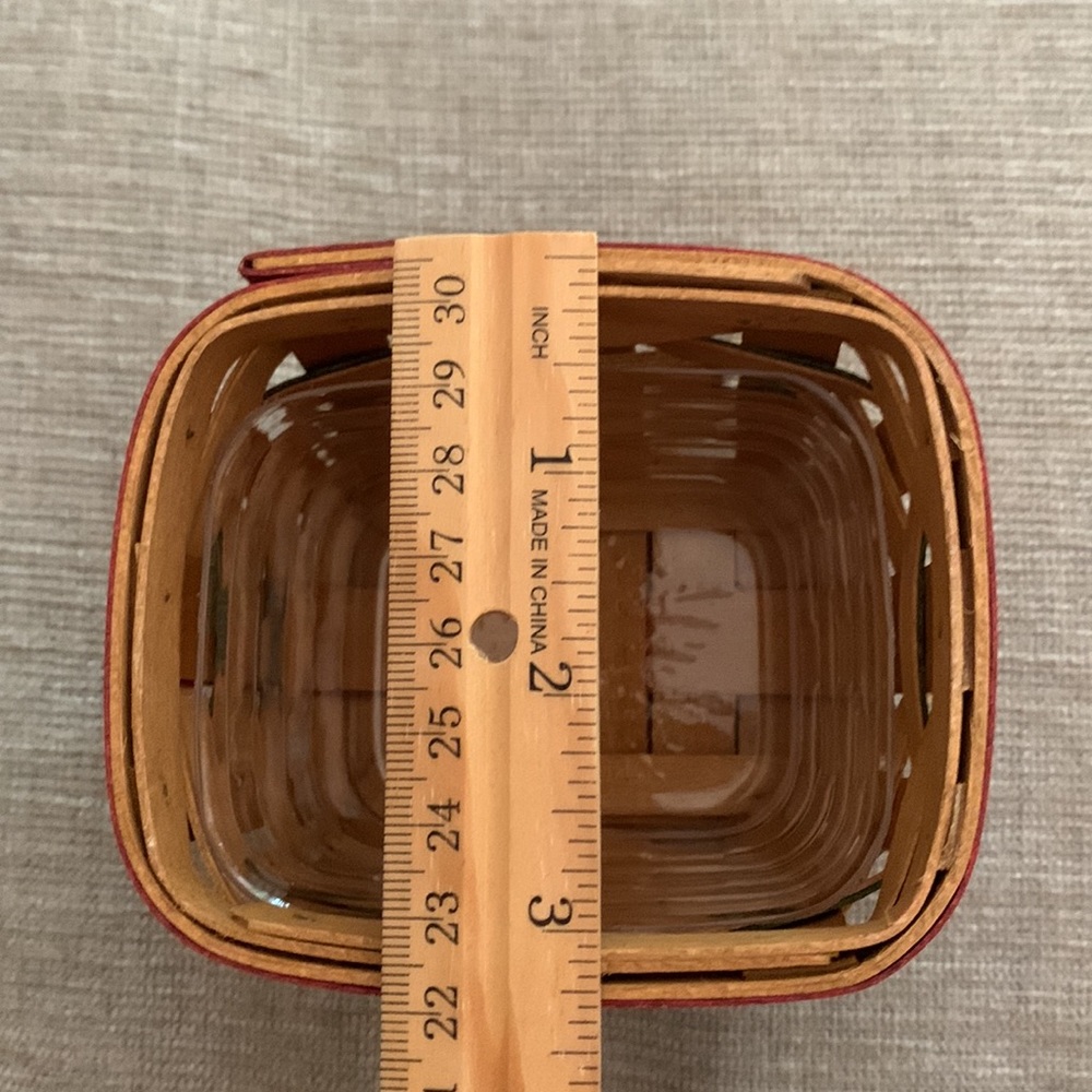 Longaberger 2006 XS Little Gifts Basket with ceramic topper - Picture 10 of 12